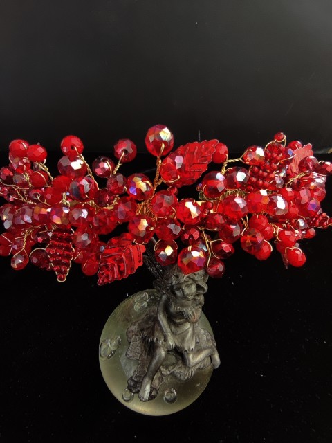 Exclusieve handgemaakte rode tiara met kristallen en bladeren - vurige verleiding