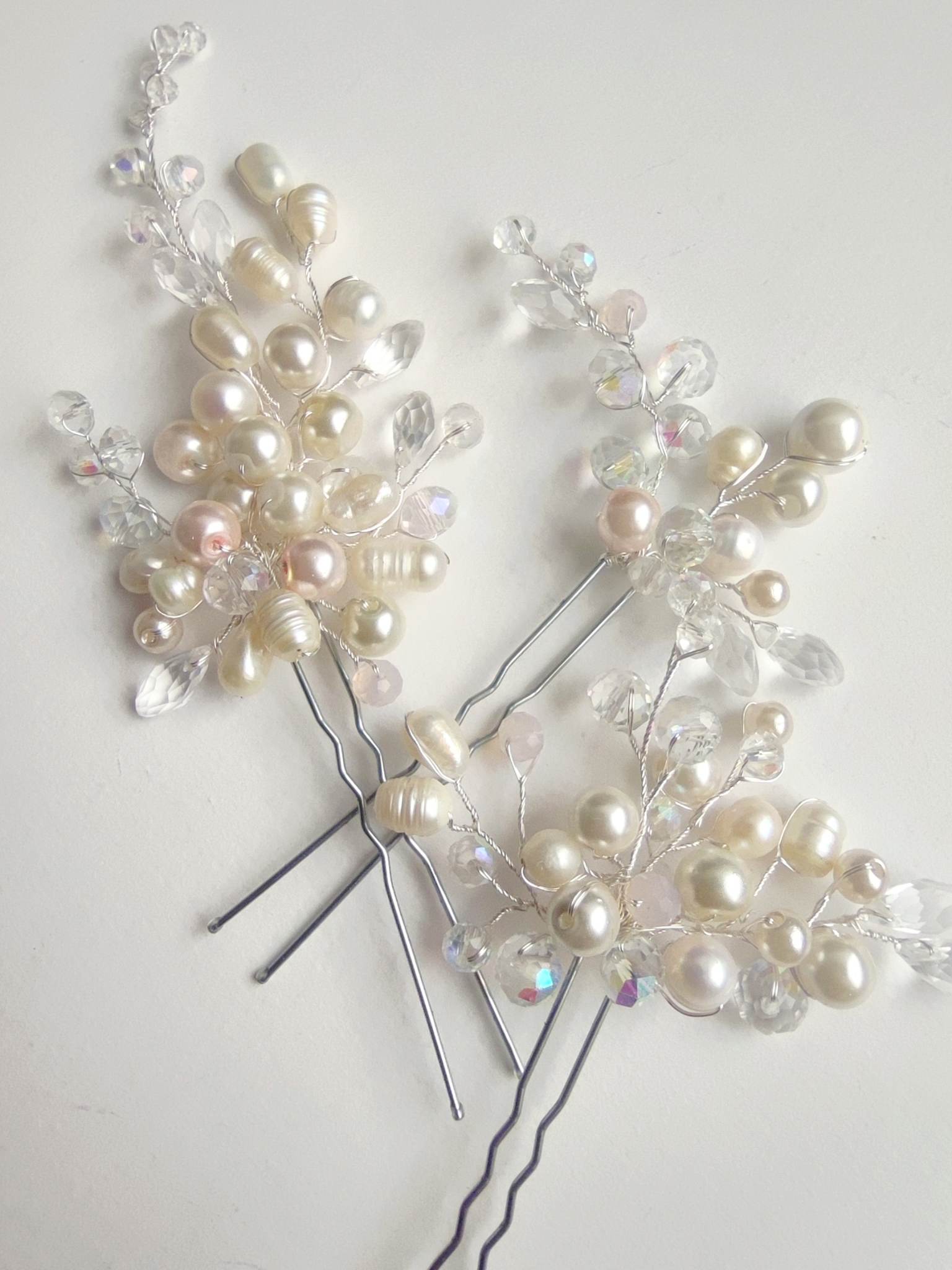 Beautiful Ivory Bridal Hair Pins set of 3 - with crystals and pearls