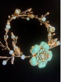 Stylish Bracelet in Light Green and Gold colors with Swarovski Crystals and Flowers - Light Green Luxury