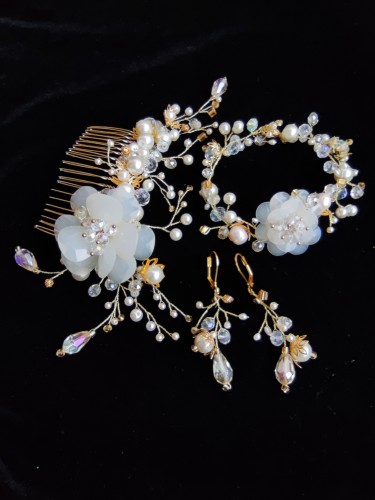 Dempsey Jachtluipaard grillen Bruiloft sieraden set in goud en ivoor - Haarkam oorbellen en armband met  kristallen en parels - Elegante