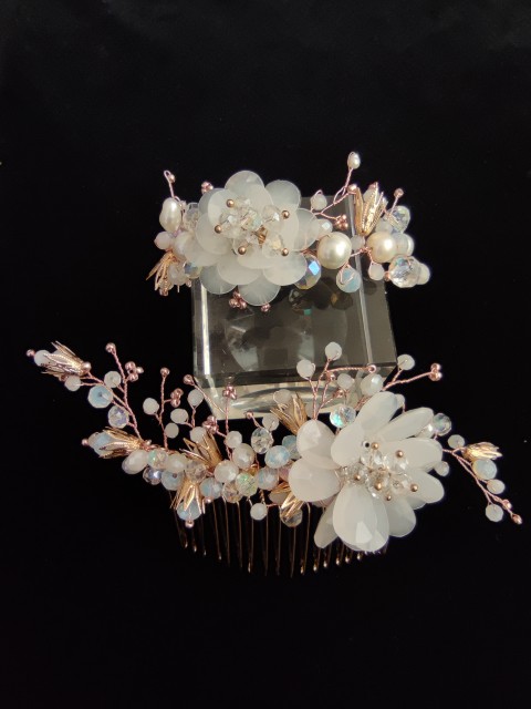 Elegante pettine per capelli da sposa floreale e bracciale con perle, cristalli e perline in oro e avorio - Sposa romantica