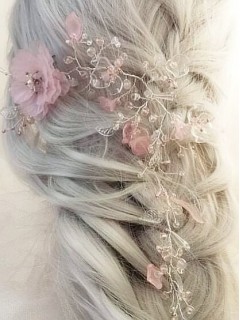 Hair accessories with pearls and crystals