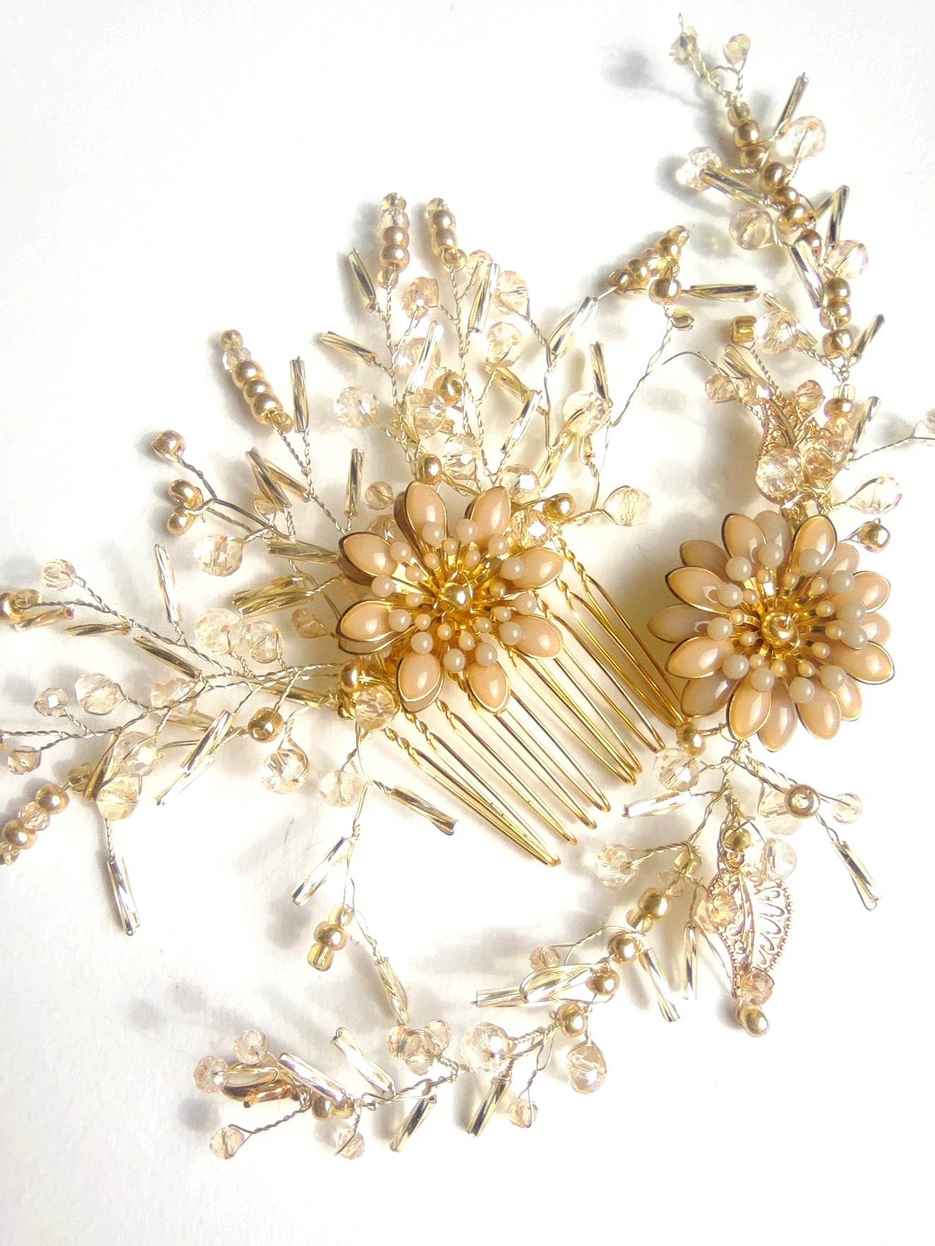 Luxurious Hair comb Headpiece in Beige and Gold with Crystals and Flowers - Flower of the Desert