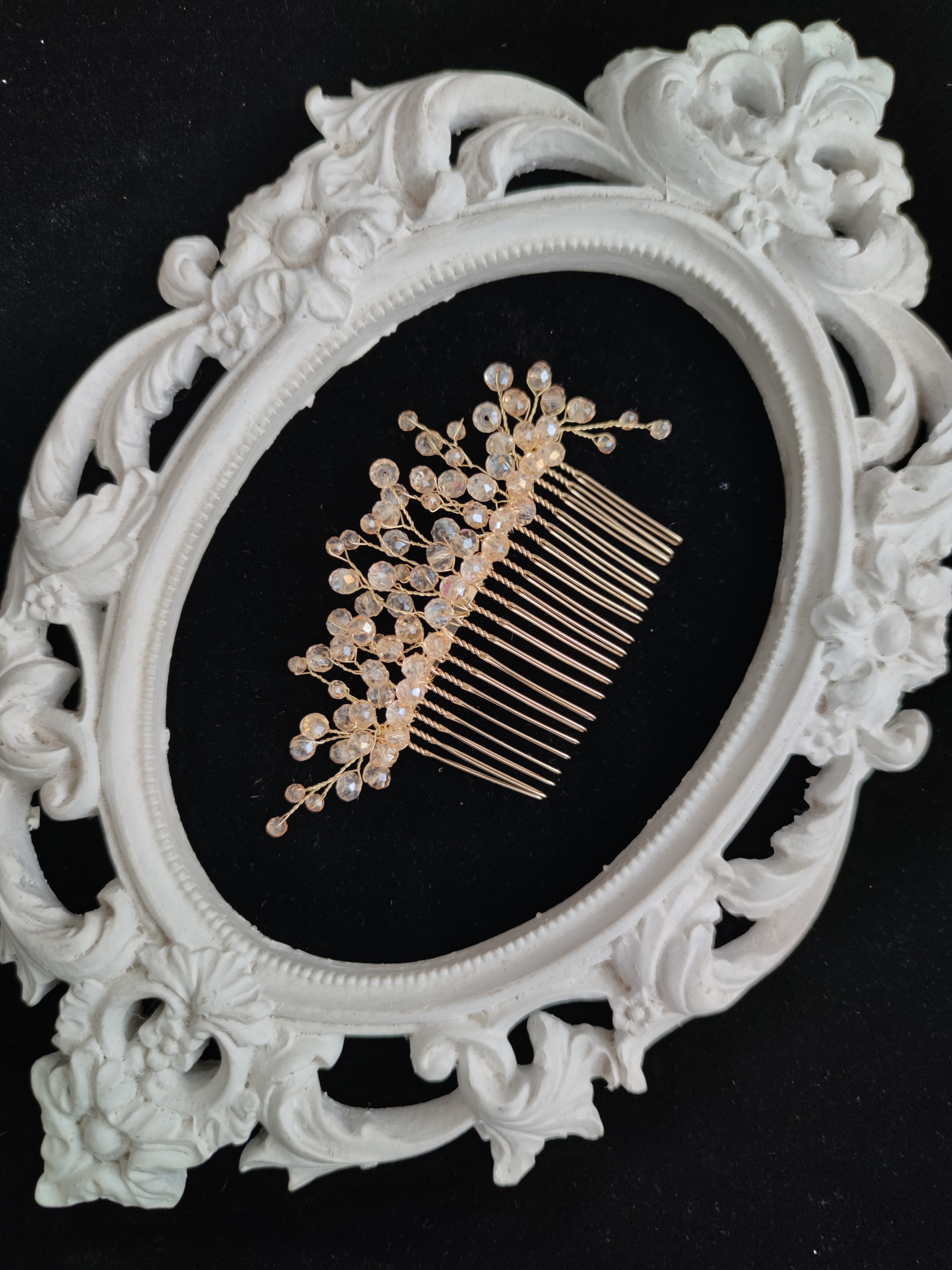 Pente de cabelo Swarovski personalizado para dama de honra em bege dourado - Be My Bridesmaid